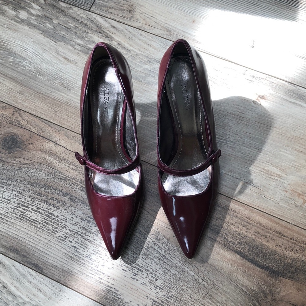 Alfani Merlot Mary Jane Heels